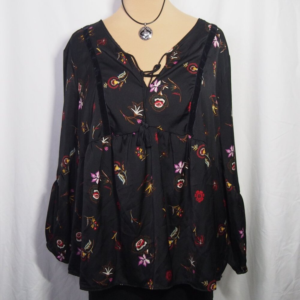 Old Navy Womens Black Boho Peasant Floral V Neck Tassel Tie Blouse Size XXL